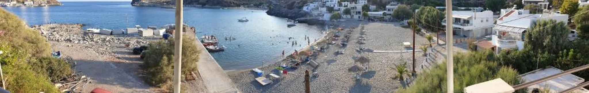 Πανοραμική θέα στην παραλία και στον κόλπο